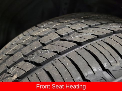 Used 2019 Toyota RAV4 XLE Premium image 11