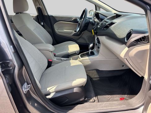 Used 2014 Ford Fiesta SE FWD image 15