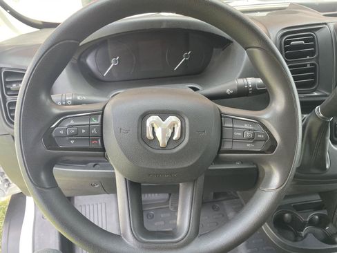 Used 2023 RAM ProMaster 2500 w/ Premium Appearance Group FWD image 16