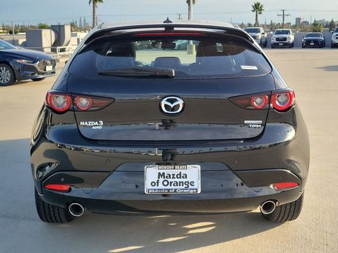 New 2026 MAZDA MAZDA3 Hatchback w/Premium Plus Pkg image 23