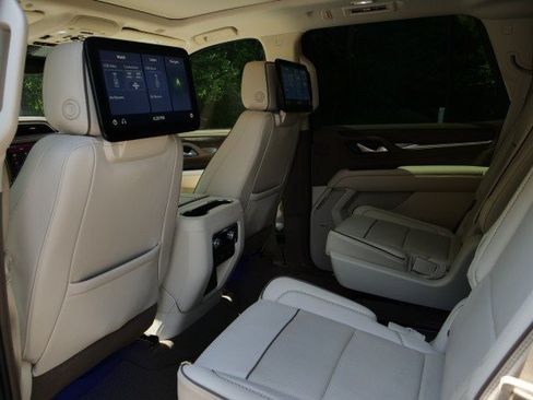 Used 2021 GMC Yukon Denali AWD/4WD image 14