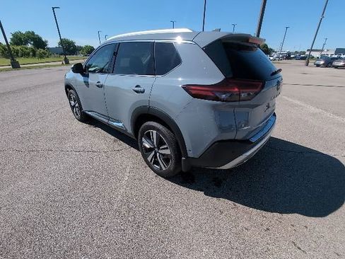 Used 2023 Nissan Rogue Platinum w/ Platinum Premium Package FWD image 7