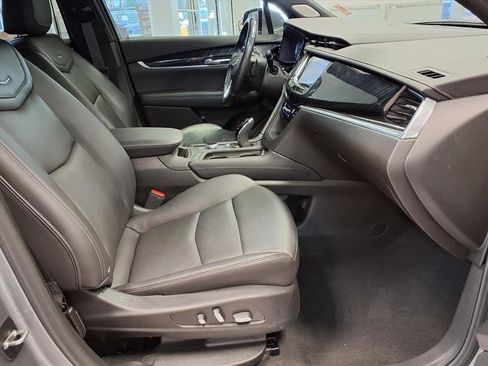 Certified 2023 Cadillac XT6 Premium Luxury w/ Technology Package image 10