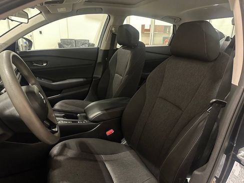 Used 2023 Honda Accord EX image 9