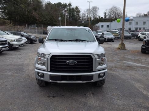 Used 2017 Ford F150 XLT w/ Equipment Group 302A Luxury image 3