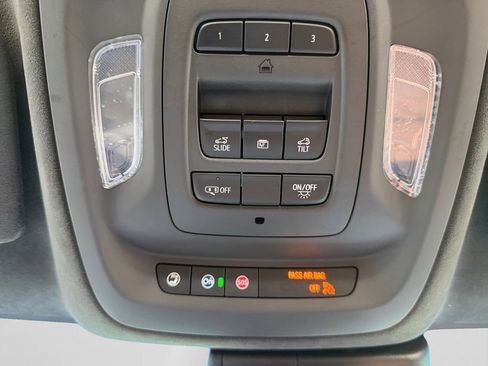 Used 2023 Cadillac CT5 V w/ Platinum Package RWD image 19