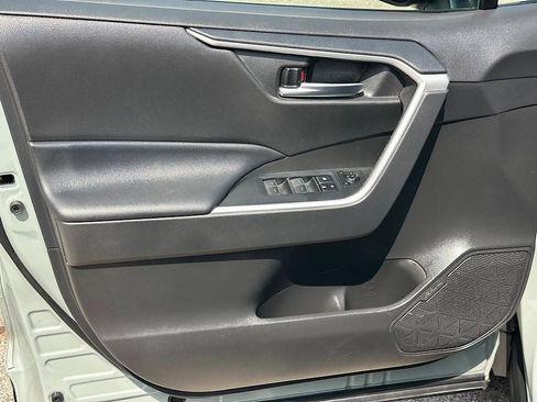 Certified 2022 Toyota RAV4 XLE Premium FWD image 15