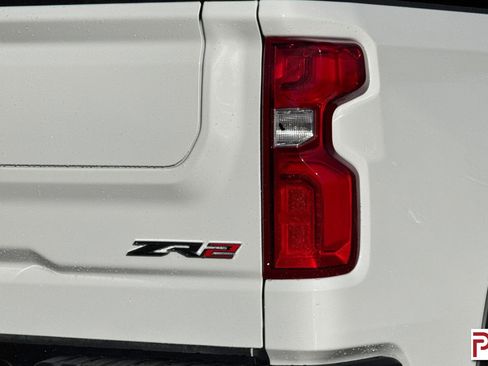 Certified 2025 Chevrolet Silverado 1500 ZR2 w/ Technology Package image 34