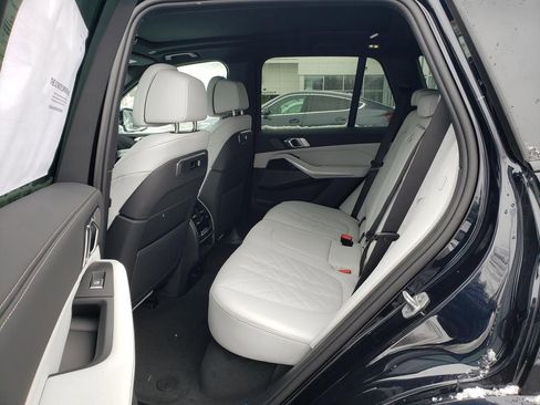New 2026 BMW X5 xDrive40i w/ M Sport Package image 13