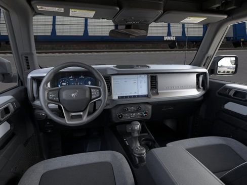 New 2026 Ford Bronco 2-Door AWD/4WD image 9