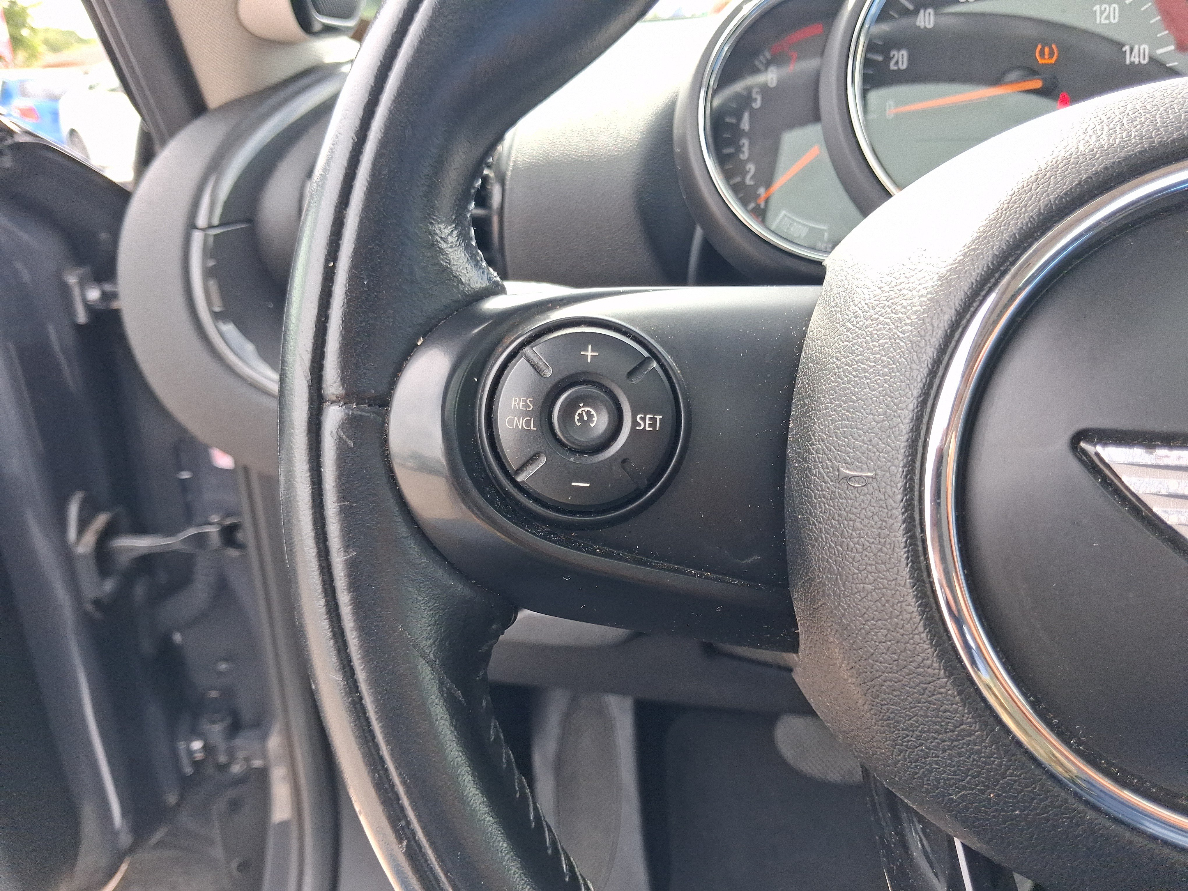 Used 2017 MINI Cooper Clubman S AWD/4WD image 16