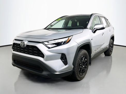 Used 2025 Toyota RAV4 XLE w/ Convenience Package FWD image 10