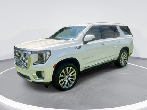 Used 2023 GMC Yukon Denali w/ Denali Reserve Package AWD/4WD image 1