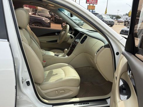 Used 2015 INFINITI QX50 Journey w/ Premium Package RWD image 21