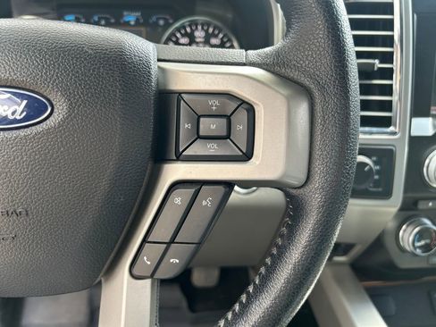 Used 2015 Ford F150 Lariat w/ Equipment Group 502A Luxury image 20