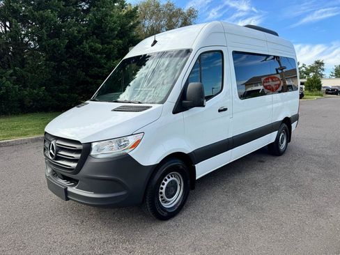 Used 2024 Mercedes-Benz Sprinter 2500 image 1
