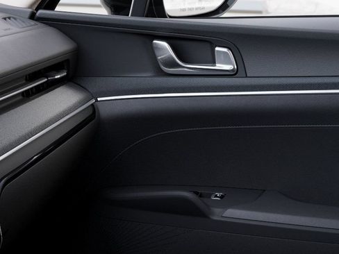 New 2026 Kia K5 LXS FWD image 25