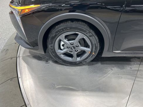 New 2026 Kia K4 LXS image 25