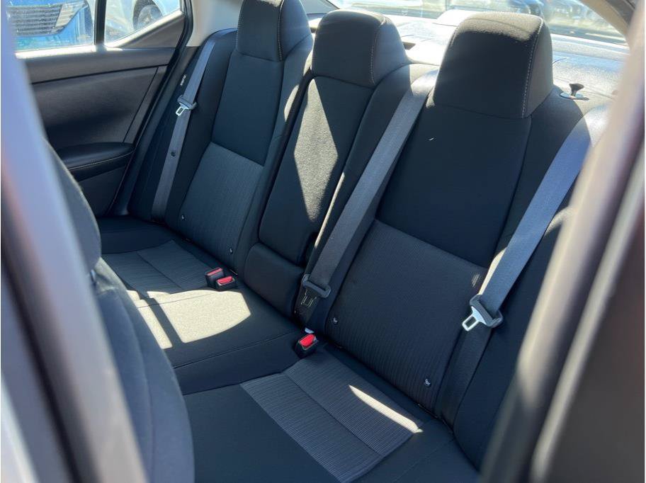 Used 2022 Nissan Sentra SV w/ All-Weather Package FWD image 9
