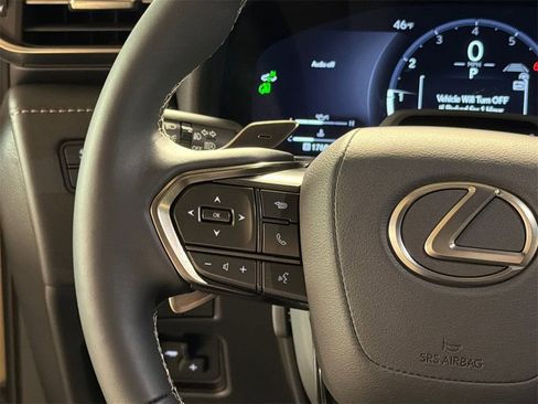 Certified 2025 Lexus LX 700h Overtrail image 23