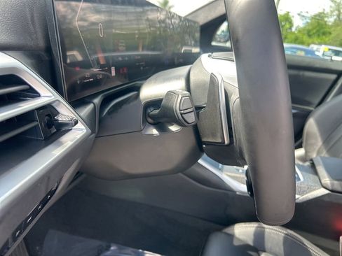 Used 2025 BMW 330i xDrive Sedan image 41