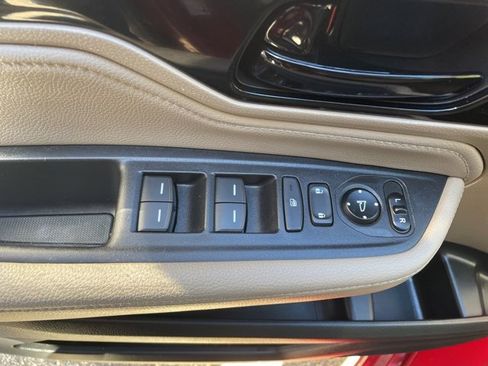 Certified 2022 Honda Odyssey Touring image 17