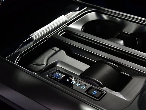 New 2025 Ford F150 Lariat w/ Equipment Group 502A High image 27