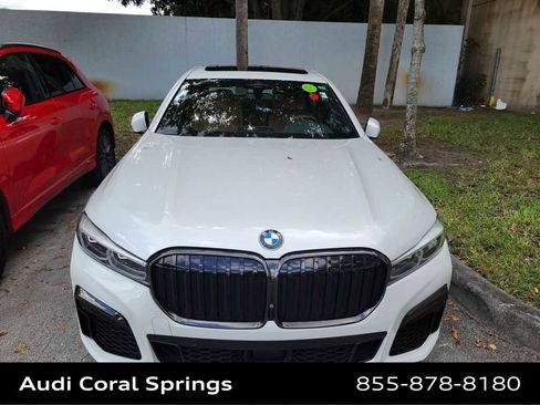 Used 2020 BMW 740i w/ M Sport Package RWD image 12