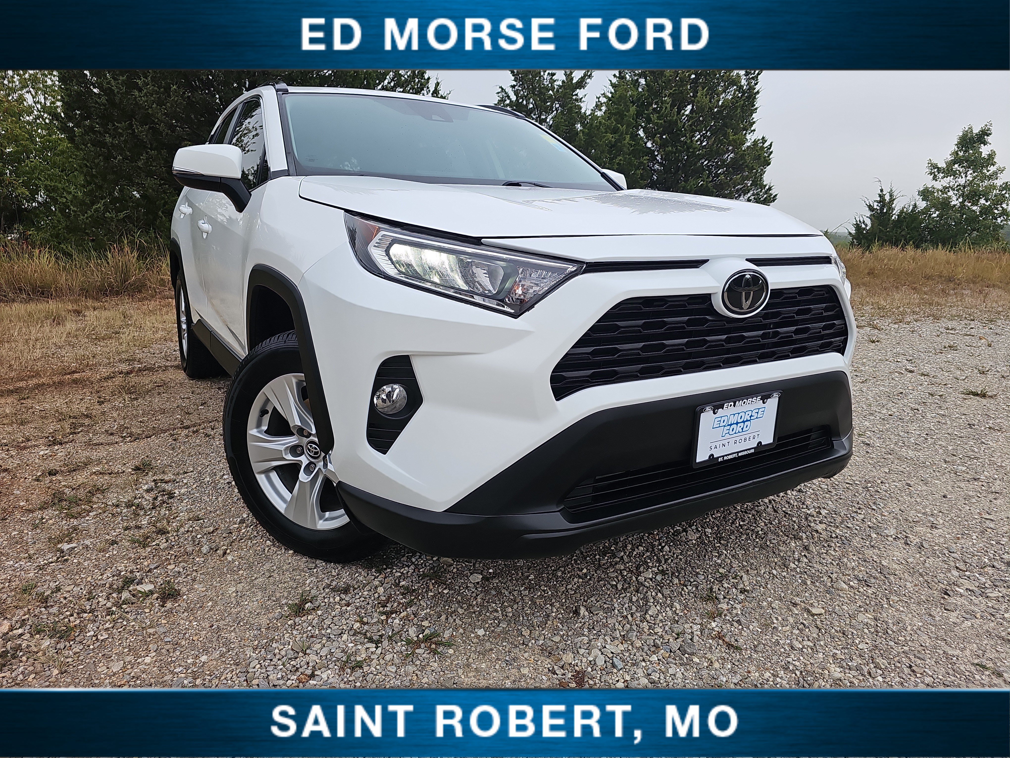 Used 2020 Toyota RAV4 XLE w/ Convenience Package FWD image 1