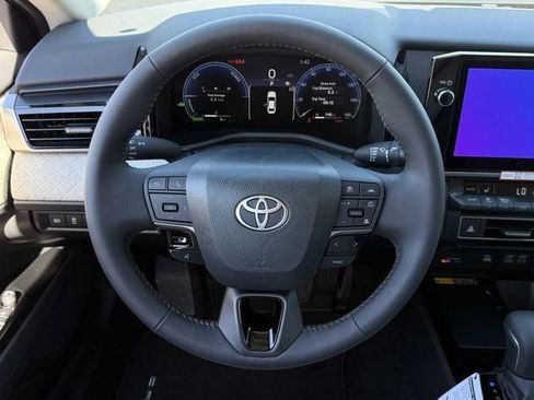 New 2026 Toyota Camry XLE image 13