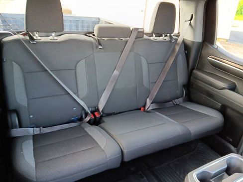 Used 2022 Chevrolet Silverado 1500 RST AWD/4WD image 33