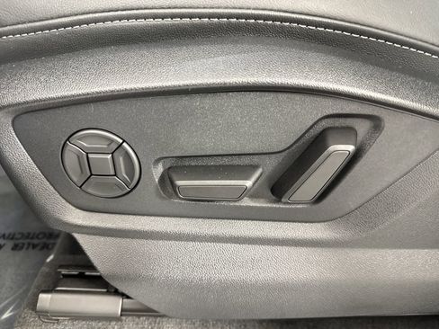 Used 2025 Audi Q7 3.0T Premium Plus w/ Premium Plus Package image 21