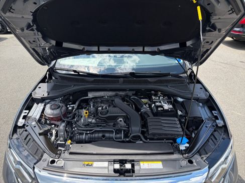 Used 2023 Volkswagen Jetta SE w/ Panoramic Sunroof Package FWD image 16