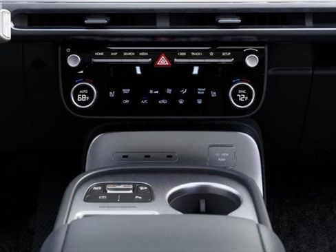 New 2026 Hyundai Ioniq 9 S image 16