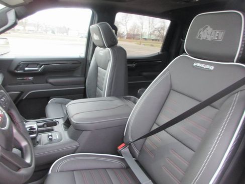 New 2026 GMC Sierra 1500 AT4X w/ AT4X AEV Edition AWD/4WD image 13