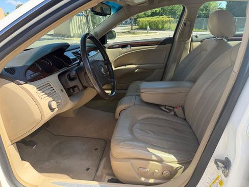 Used 2011 Buick Lucerne CXL FWD image 19