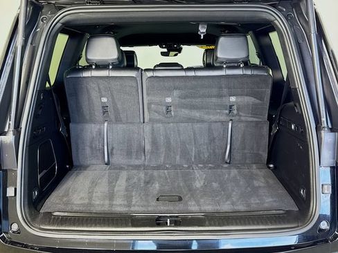 Used 2024 Jeep Wagoneer Series II w/ Flexible Seating Group AWD/4WD image 27