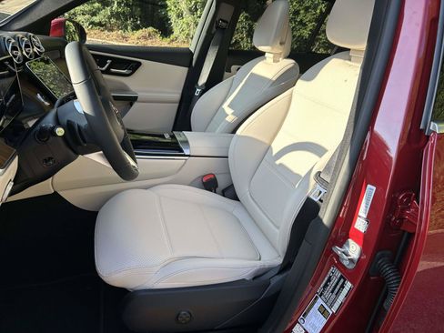New 2027 Mercedes-Benz GLC 300 4MATIC image 21