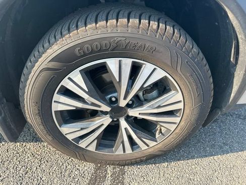 Certified 2023 Nissan Rogue SV AWD/4WD image 22