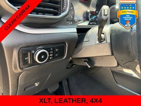 Used 2023 Ford Explorer XLT w/ Equipment Group 202A AWD/4WD image 18