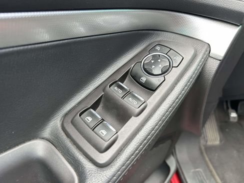 Used 2013 Ford Explorer XLT AWD/4WD image 16