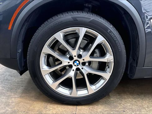 Used 2020 BMW X5 xDrive40i w/ Premium Package AWD/4WD image 12