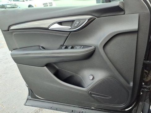 Used 2023 Buick Envision Preferred FWD image 22