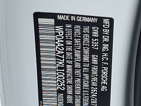 Used 2019 Porsche Panamera 4 image 28