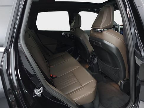 New 2026 BMW X3 xDrive30i w/ Premium Package AWD/4WD image 11