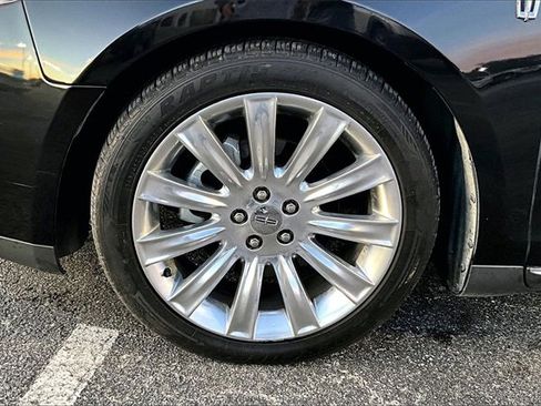 Used 2009 Lincoln MKS image 34