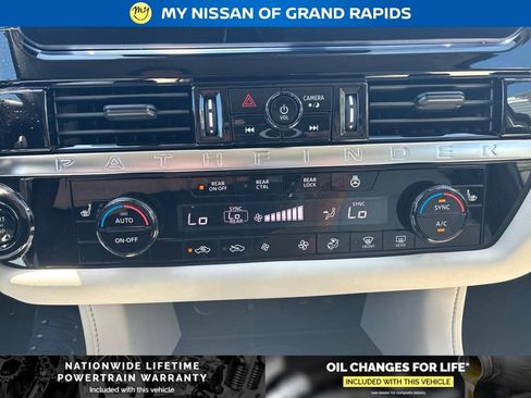New 2026 Nissan Pathfinder SL AWD/4WD image 18