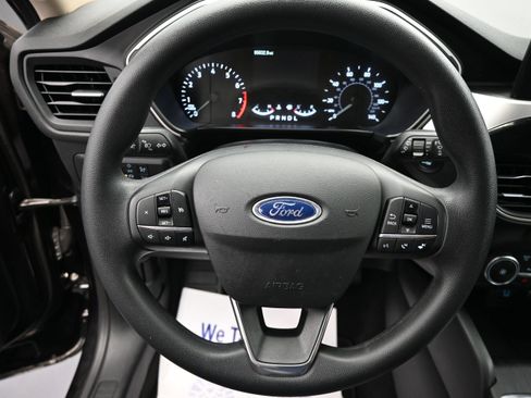 Used 2020 Ford Escape SE FWD image 12