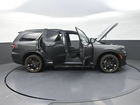 Used 2024 Dodge Durango GT w/ Blacktop Package AWD/4WD image 45