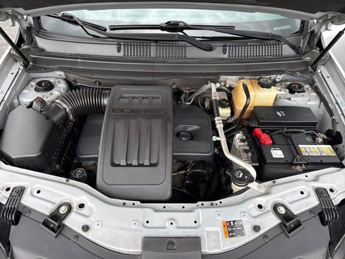 Used 2013 Chevrolet Captiva Sport LT w/ Convenience Package FWD image 32